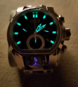 Reloj Invicta Bolt Zeus dorado