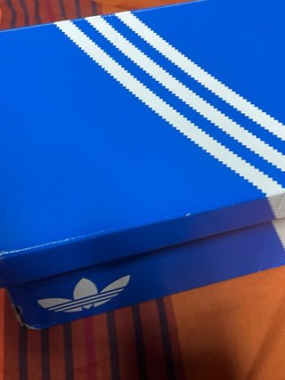 Adidas Campus Blancas y Negras 41 1/3