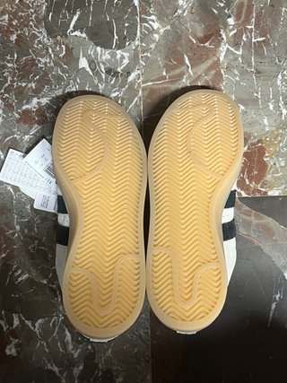 Adidas Campus Blancas y Negras 41 1/3