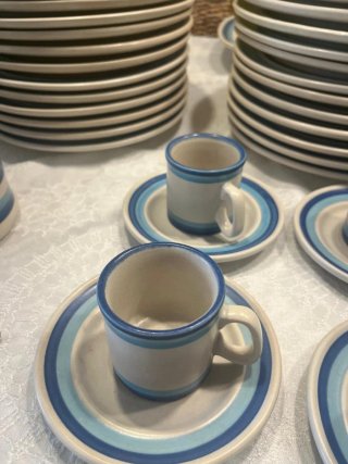 Vajilla Porcelana Blanca y Azul