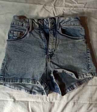Shorts vaqueros desgastados
