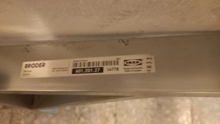 Soportes para estantería metálicos