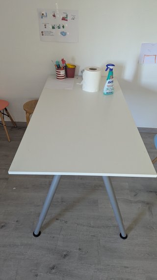 Escritorio grande blanco