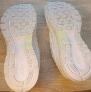 Nike P6000 Blancas Nuevas, con ticket de compra.
