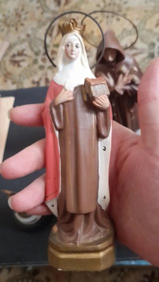 Lote 8 figuras religiosas antiguas