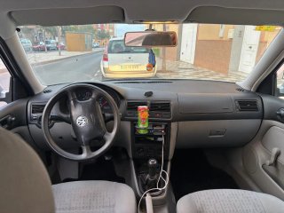 Volkswagen Golf 2002