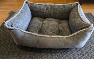 Cama para mascota Petkin.