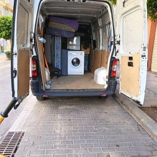 BTYL SL linpieza i transporte y mudanza