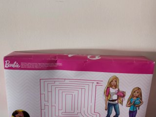 Barbie con caballo y muñecas