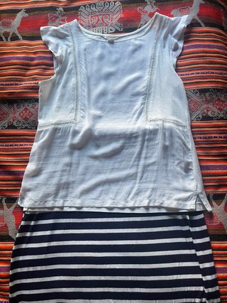 Falda larga rayas y blusa blanca