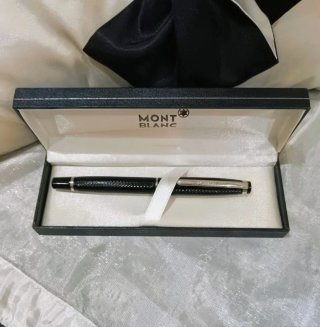 Bolígrafo Montblanc Negro