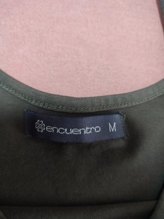 Camiseta sin mangas verde oliva