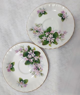 Platos de pan Royal Albert Mayflower