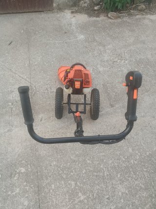 Desbrozadora Anova D52R con ruedas