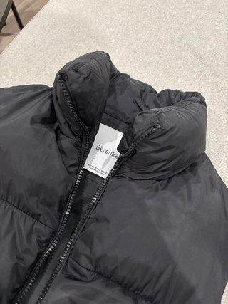 Chaleco acolchado Bershka negro mujer