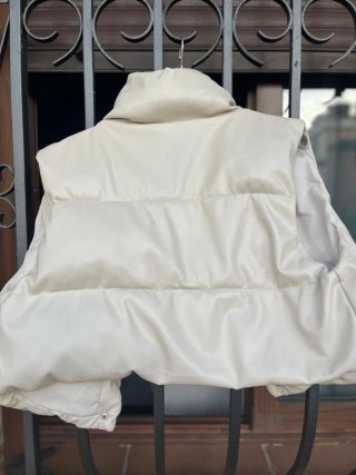 Chaleco polipiel beige