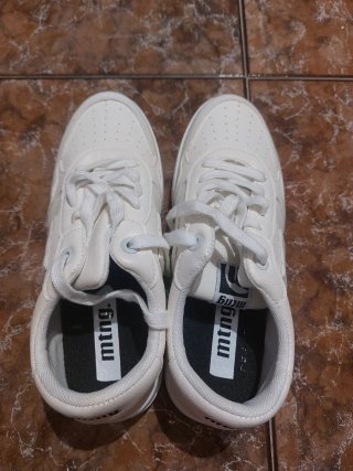 Zapatillas Mustang Blancas Talla 40 Nuevas