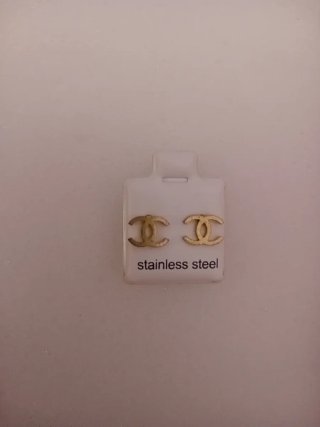 Varios Pendientes Dorados