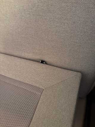 Cama individual con cabezal y colchón