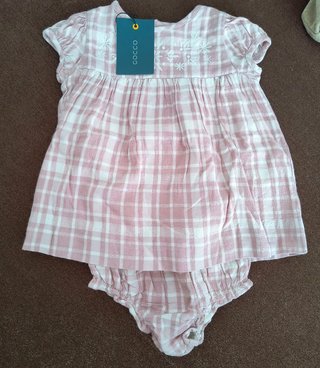 Lote de Pijamas y vestidos Moda Infantil por cierr