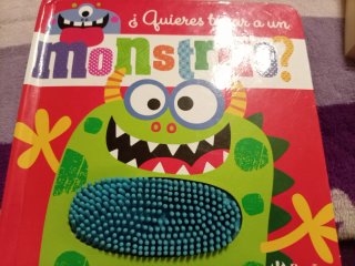 Libro infantil ¿Quieres tocar a un monstruo?
