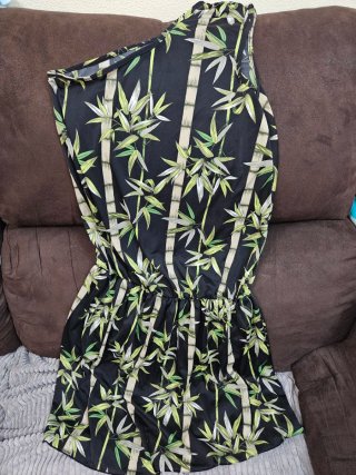 Vestido playero bambú, de un solo hombro
