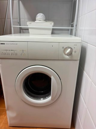 Secadora Zanussi Dual Temperature