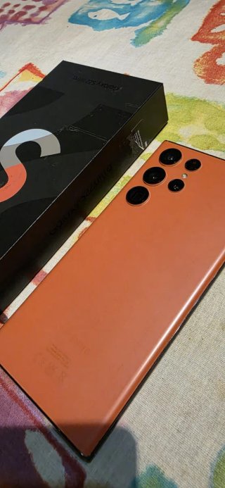 Samsung Galaxy S22 Ultra Coral