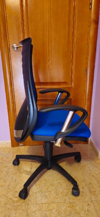 Silla de oficina giratoria