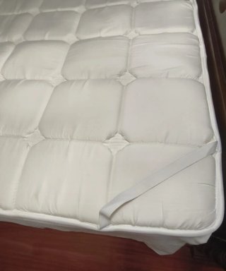Cubre colchón hipersoft de 135 cm, muy poco uso