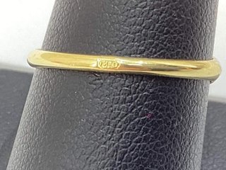 sello oro 18k con piedra con malaquita
