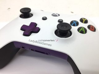 mando xbox series microsoft qas-00002 white robot