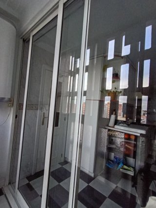 Puertas correderas de aluminio blanco!