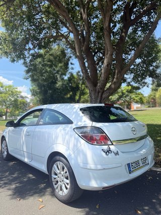 Opel Astra 2010