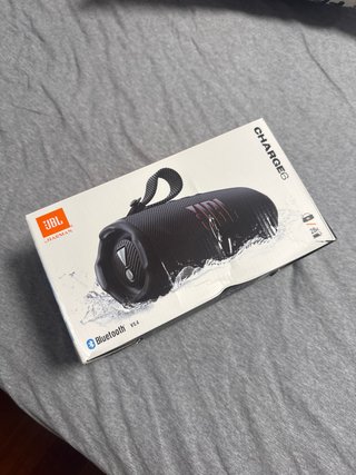 Altavoz JBL Charge 5 Bluetooth Negro de Segunda mano por 50 EUR en