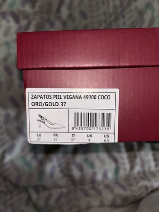 Zapatos tacón dorados Bosanova