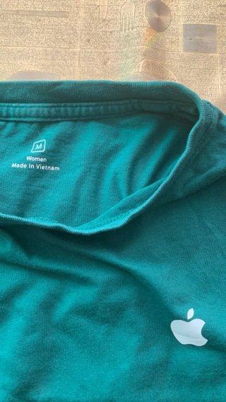 Lote 30 camisetas mujer multicolor Apple talla S-M
