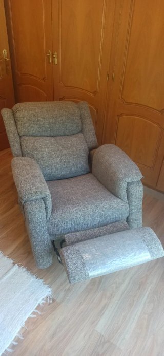 Sillón reclinable manual tela