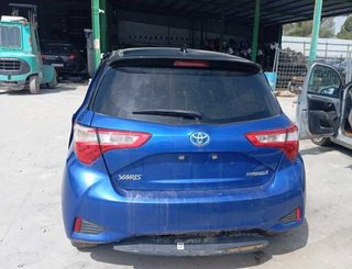 Llanta toyota 456178 yaris hybrid active