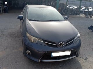 Llanta toyota e6.5jx16h2 auris active 465147