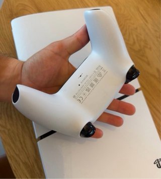 PlayStation 5 Digital Edition Blanca y Mando Ps5