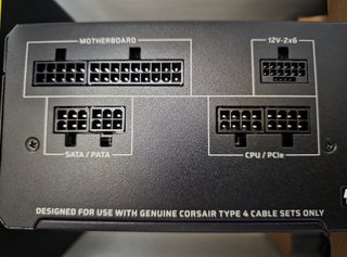 Fonte Corsair RM650e ATX 3.1 650W