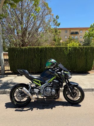 Kawasaki Z900 A2