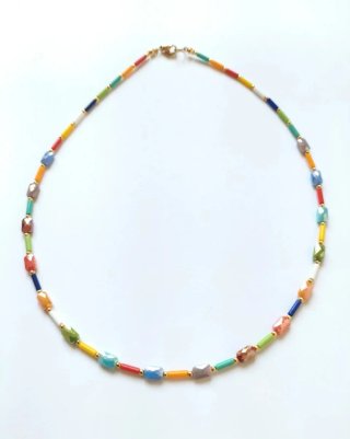 Collana cristalli e perline colorata estiva