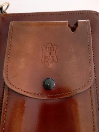 Cartera mano Martínez