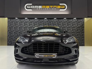 Aston Martin DBX 2021