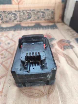 NO NEGOCIABLE Batería Milwaukee M18 REDLITHIUM-ION