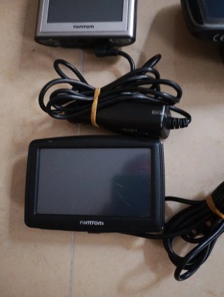 Lote 5 GPS TomTom