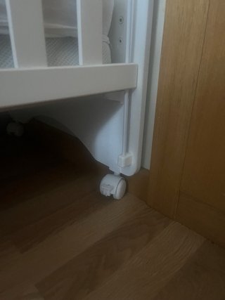 Cuna de bebé con colchón incluido