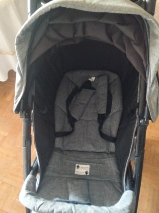 Carro de bebé Joie gris